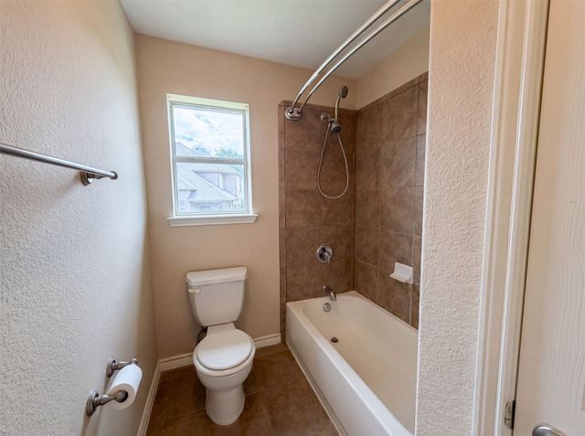 8613 Sunwood Court, Fort Worth, TX 76123