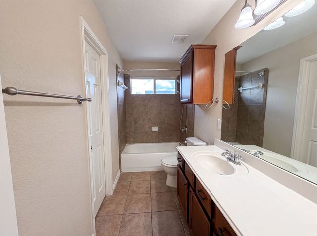 8613 Sunwood Court, Fort Worth, TX 76123