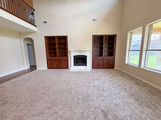 8613 Sunwood Court, Fort Worth, TX 76123