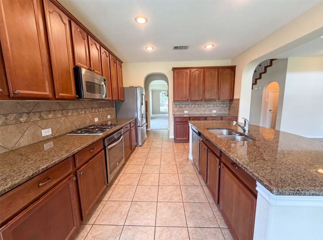 8613 Sunwood Court, Fort Worth, TX 76123