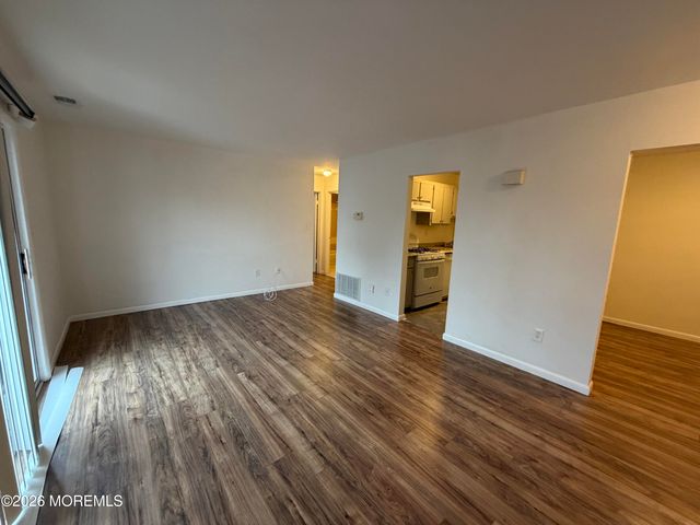 609 16th Avenue 4, Belmar, NJ 07719
