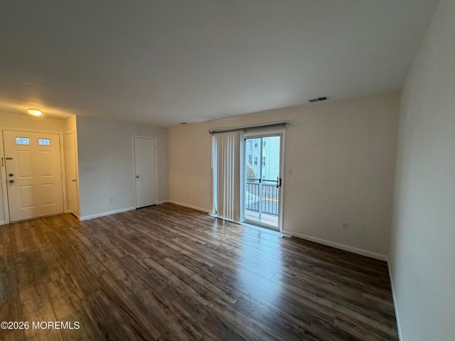 609 16th Avenue 4, Belmar, NJ 07719