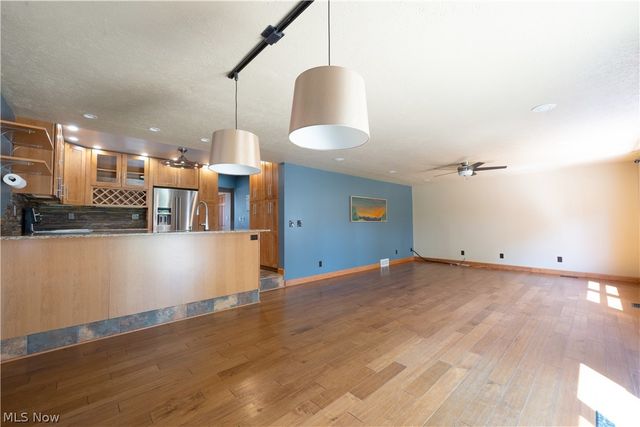 5307 Karen Isle Drive, Willoughby, OH 44094
