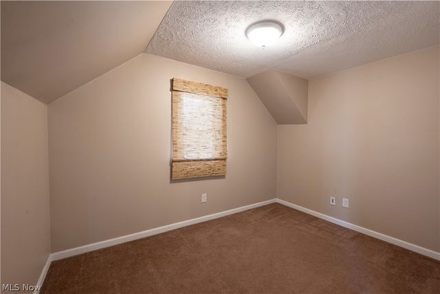 5307 Karen Isle Drive, Willoughby, OH 44094