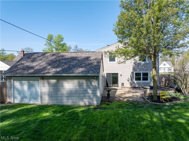 5307 Karen Isle Drive, Willoughby, OH 44094