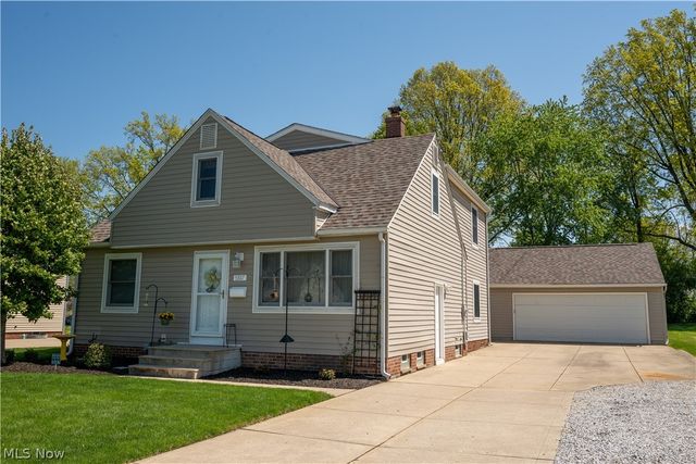 5307 Karen Isle Drive, Willoughby, OH 44094