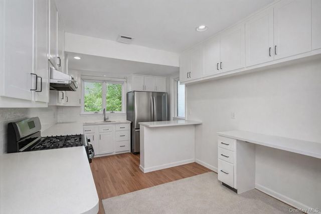 6 Wildway, Bronxville, NY 10708