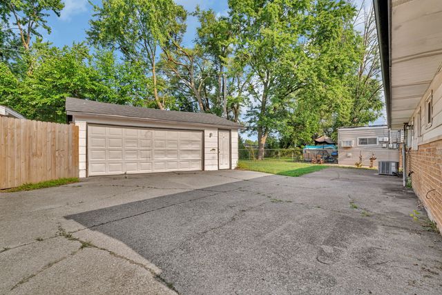 1512 Lincoln Place, Calumet City, IL 60409