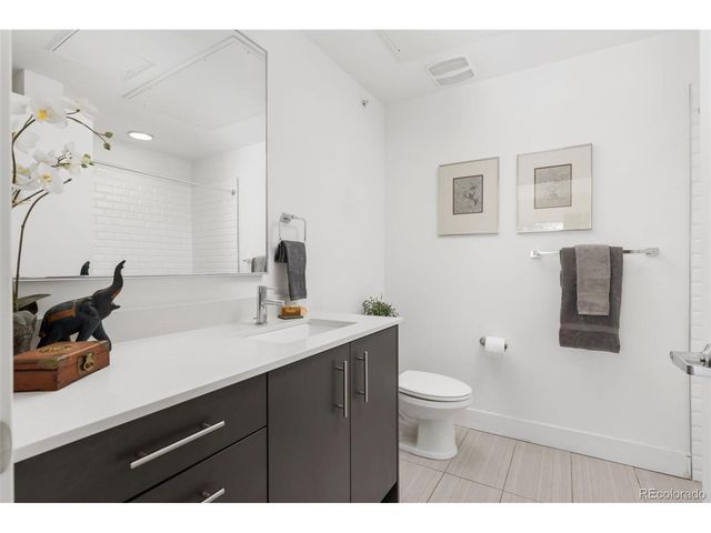 2525 Arapahoe St RD306, Denver, CO 80205