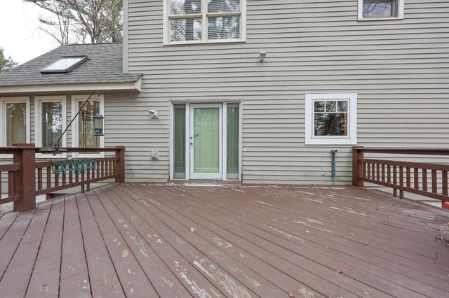 125 Pinecrest Road, Litchfield, NH 03052