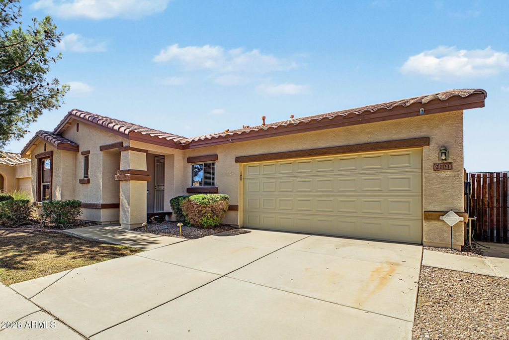 2104 S Longwood --, Mesa, AZ 85209 — photo 2