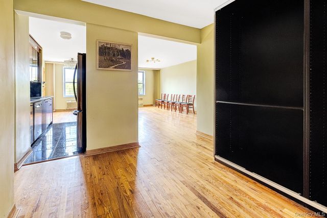 2727 Ocean Parkway D18, Brooklyn, NY 11235