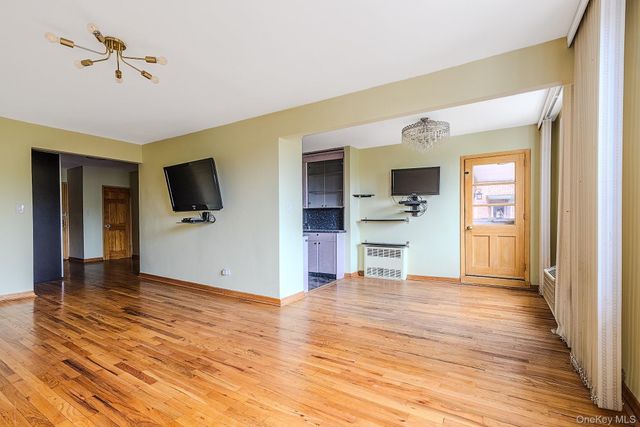 2727 Ocean Parkway D18, Brooklyn, NY 11235