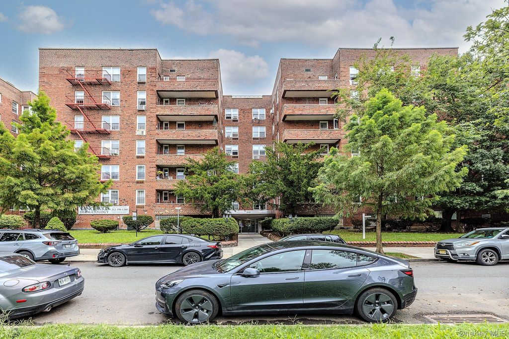 2727 Ocean Parkway D18, Brooklyn, NY 11235 — exterior