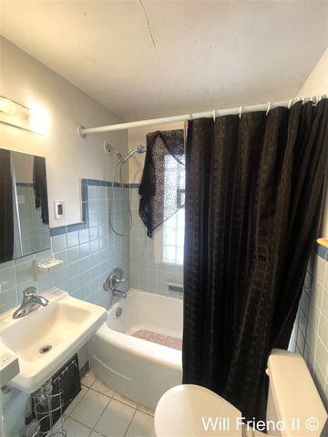 1411 Giddings Avenue, Grand Rapids, MI 49507