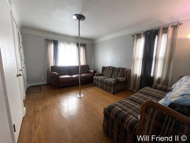 1411 Giddings Avenue, Grand Rapids, MI 49507