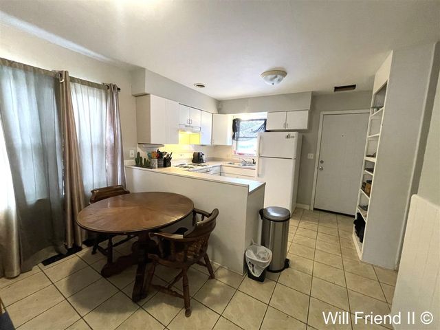 1411 Giddings Avenue, Grand Rapids, MI 49507