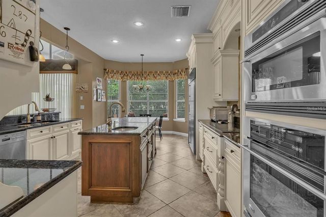 8740 INGLETON COURT, Orlando, FL 32836