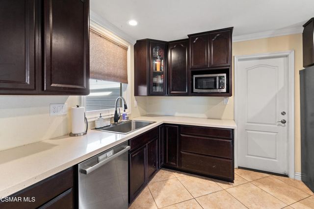 2325 Wisteria Street, Simi Valley, CA 93065