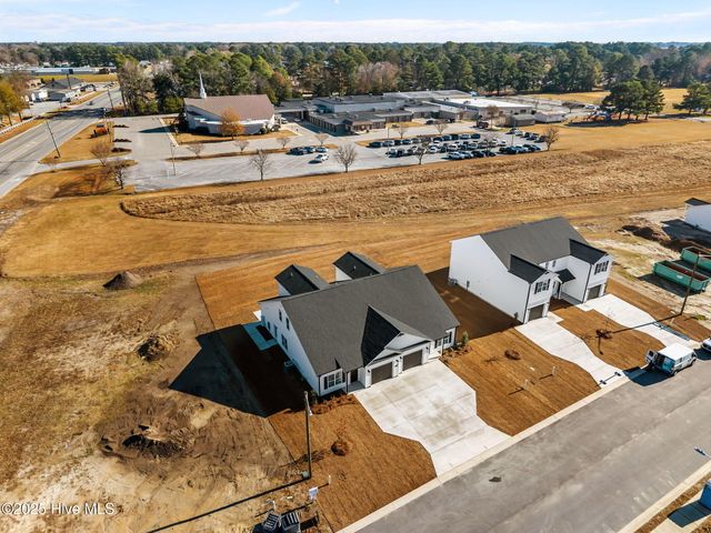 105 Lady O Drive B, Greenville, NC 27834