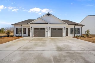 105 Lady O Drive B, Greenville, NC 27834