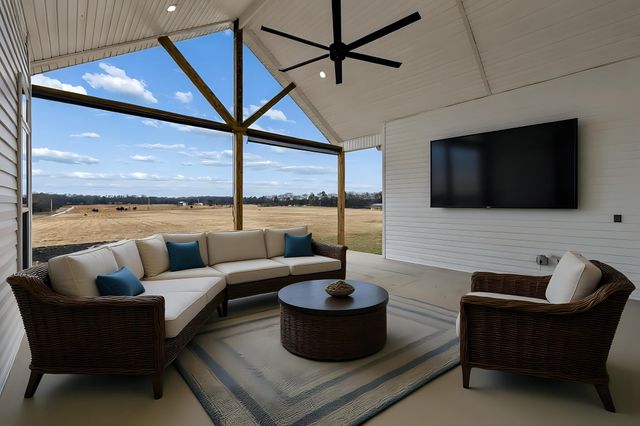 213 Jack Pickle Rd, Lewisburg, TN 37091