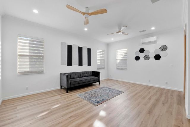 5081 NW 120th Avenue, Coral Springs, FL 33067