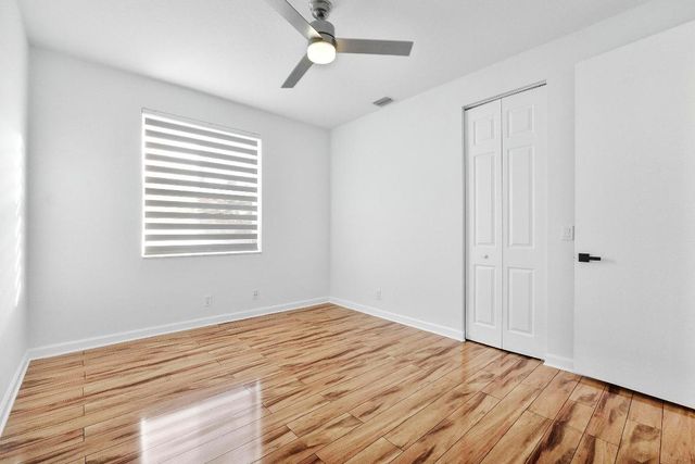 5081 NW 120th Avenue, Coral Springs, FL 33067