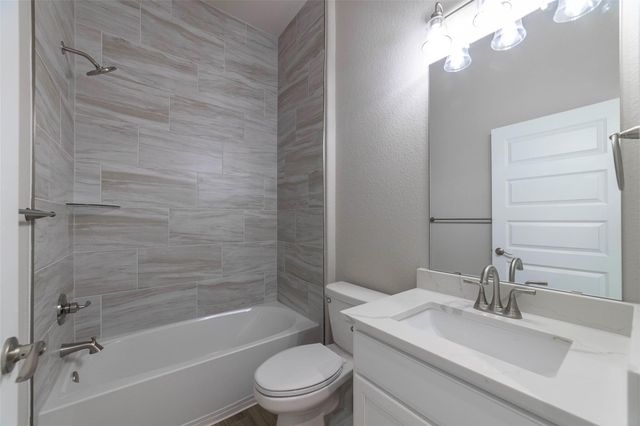 857 Cypress LN, Horseshoe Bay, TX 78657