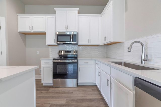 857 Cypress LN, Horseshoe Bay, TX 78657