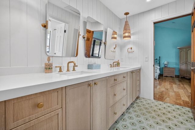 5720 SW 33rd Terrace, Hollywood, FL 33312