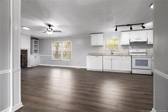 1502 Clan Campbell Drive, Raeford, NC 28376