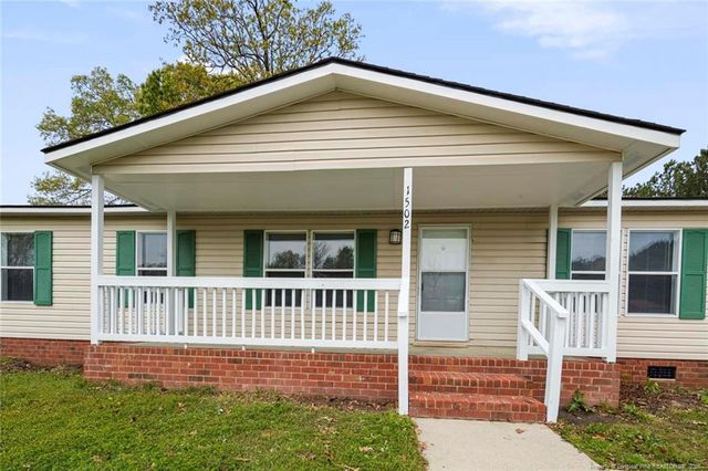 1502 Clan Campbell Drive, Raeford, NC 28376