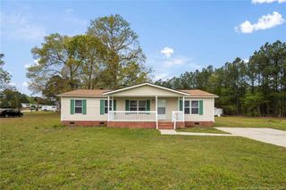 1502 Clan Campbell Drive, Raeford, NC 28376