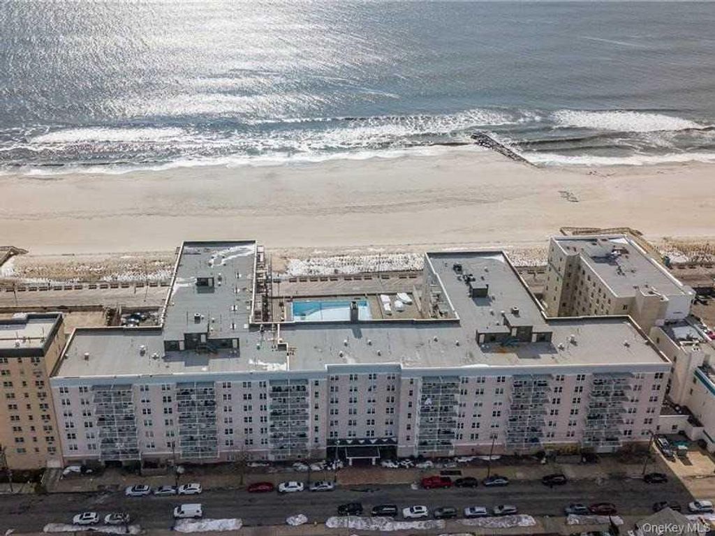 522 Shore Road 4A, Long Beach, NY 11561