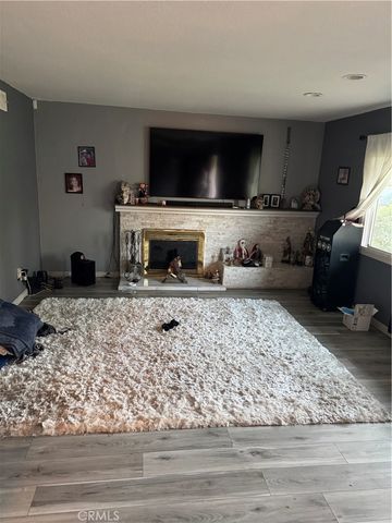 639 W 36th, San Bernardino, CA 92405