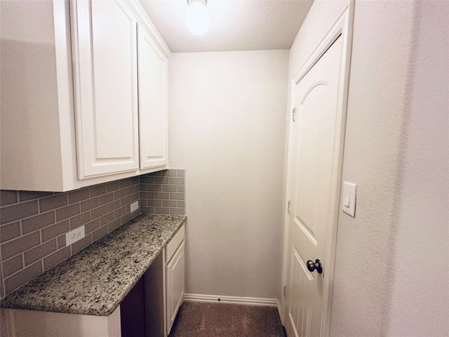 4712 EL Paso Street, Mckinney, TX 75070