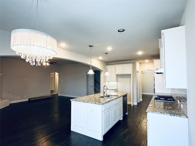 4712 EL Paso Street, Mckinney, TX 75070
