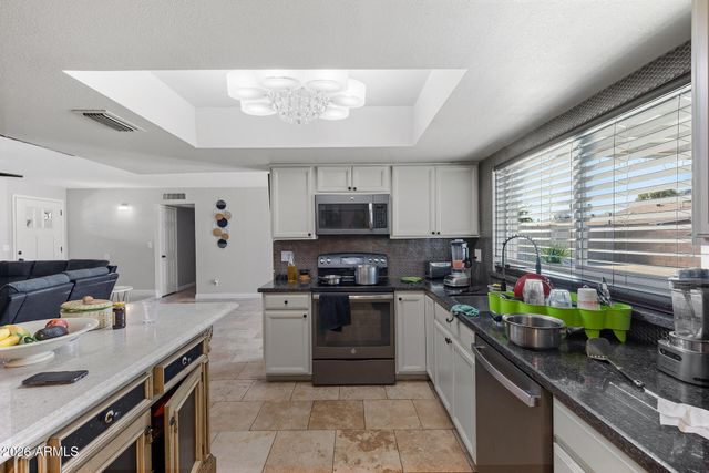 4716 W CHRISTY Drive, Glendale, AZ 85304
