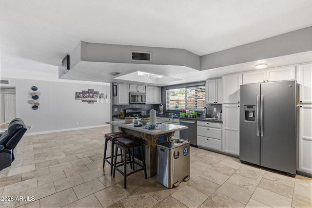 4716 W CHRISTY Drive, Glendale, AZ 85304