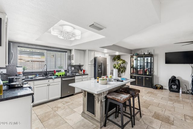 4716 W CHRISTY Drive, Glendale, AZ 85304