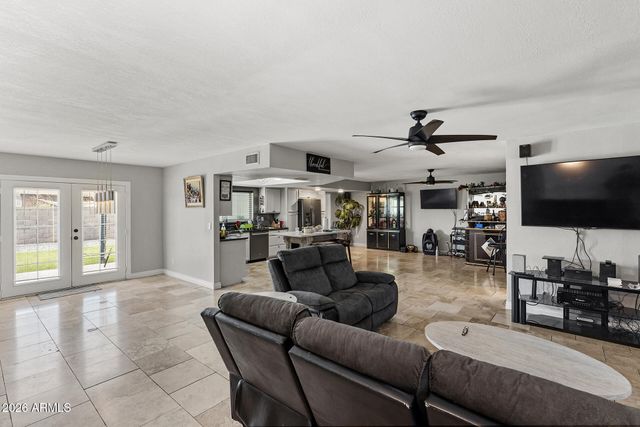 4716 W CHRISTY Drive, Glendale, AZ 85304