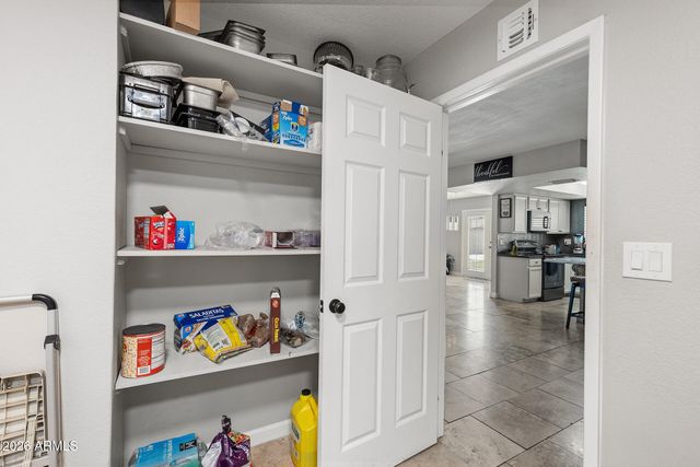 4716 W CHRISTY Drive, Glendale, AZ 85304