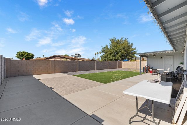 4716 W CHRISTY Drive, Glendale, AZ 85304