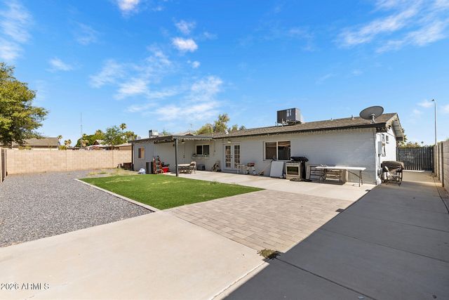 4716 W CHRISTY Drive, Glendale, AZ 85304
