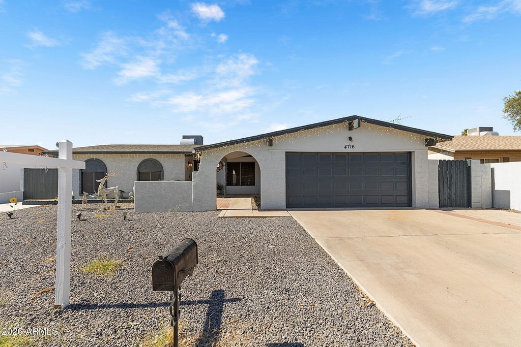 4716 W CHRISTY Drive, Glendale, AZ 85304
