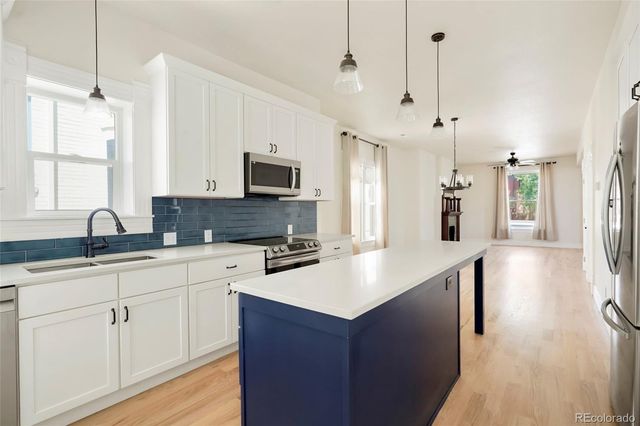 228 W 1st Avenue W, Denver, CO 80223