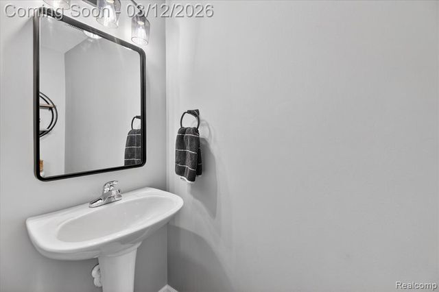 468 Village Lane 3, Milford, MI 48381