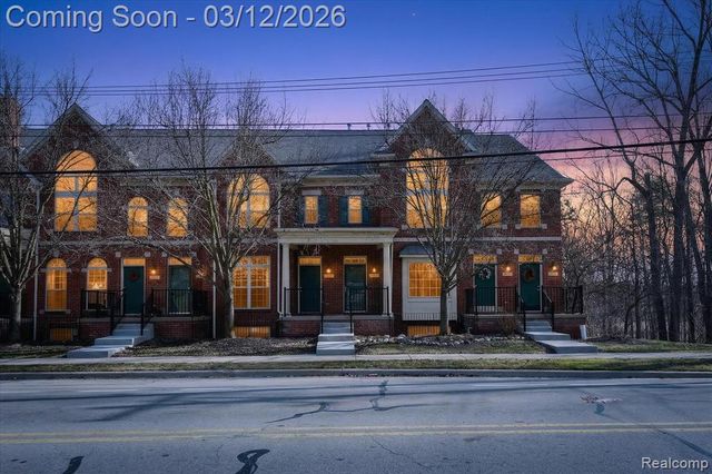 468 Village Lane 3, Milford, MI 48381