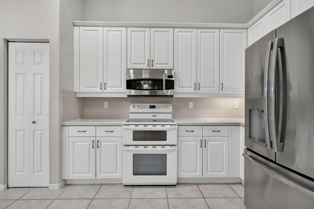 2426 SANDY CAY, West Palm Beach, FL 33411